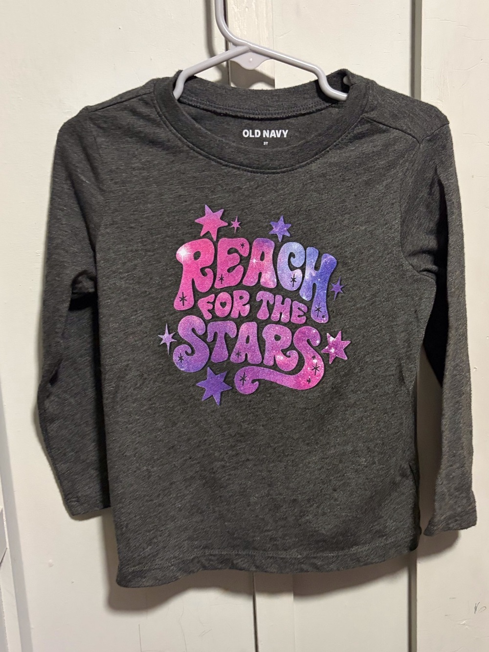 Kids old navy shirt size 3t